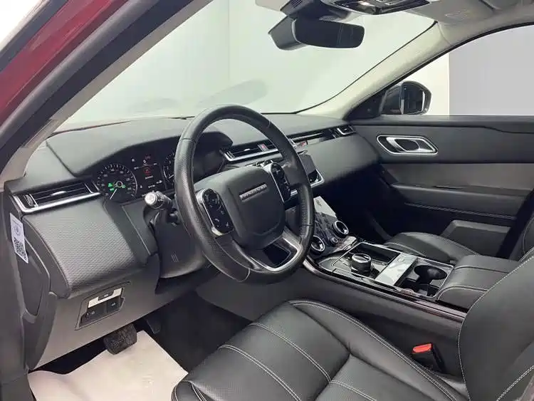 Land Rover Velar 2018 — фото 29