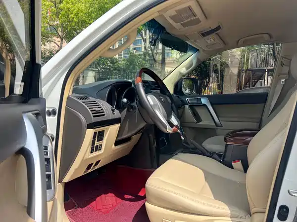 Toyota Prado 2014