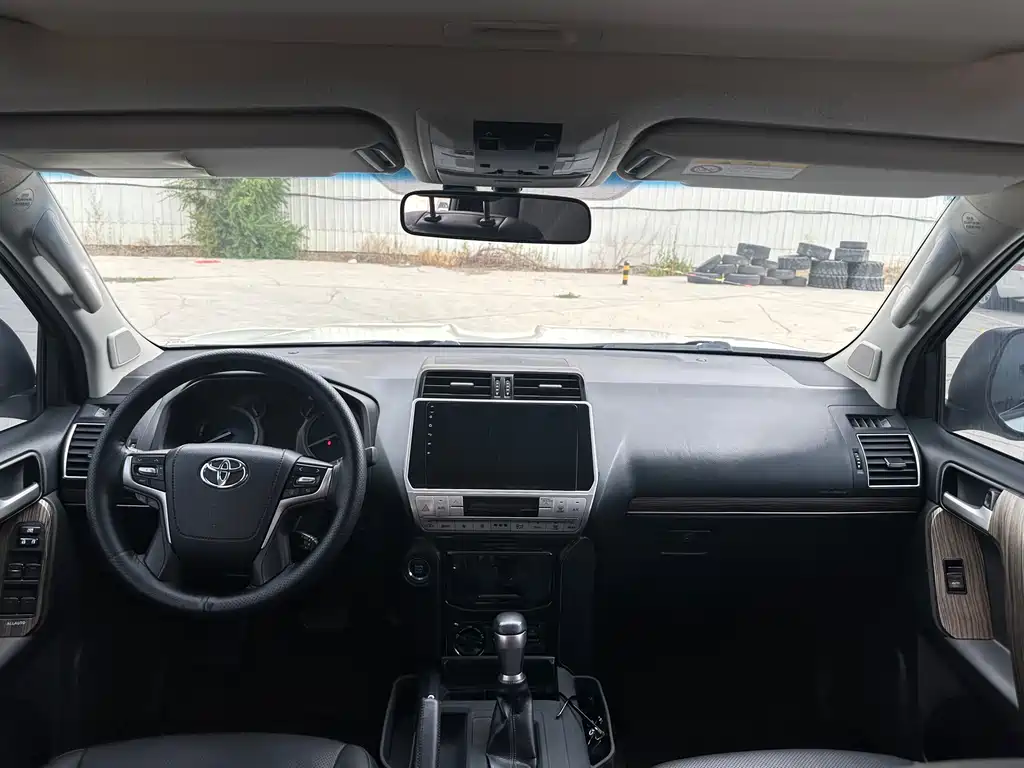 Toyota Prado 2020