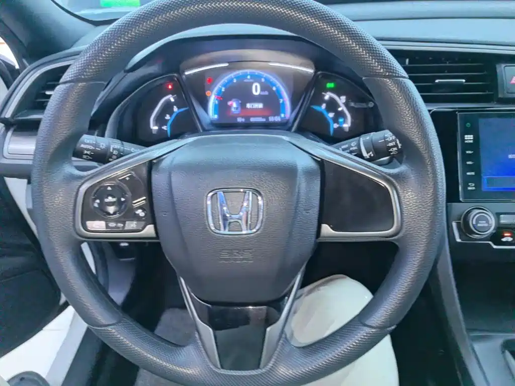 Honda Civic 2022 — фото 11
