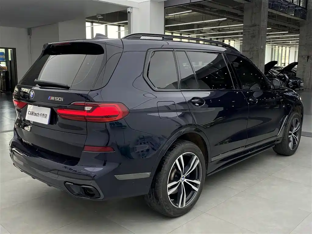 BMW X7 2021 — фото 12