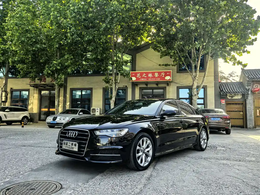 Audi A6L 2018 — фото 1