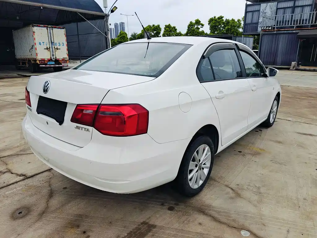 Volkswagen Jetta 2015