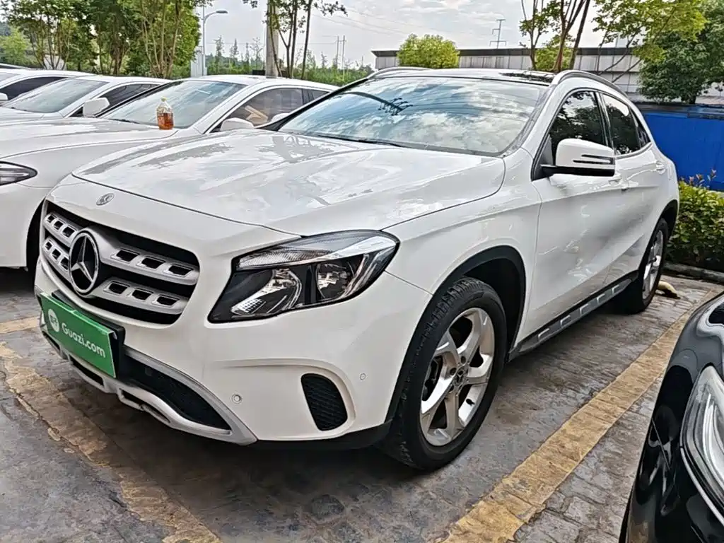 Mercedes-Benz GLA 2017 — фото 1