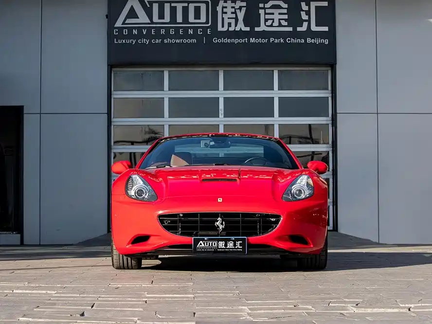 Ferrari California T 2010 — фото 2