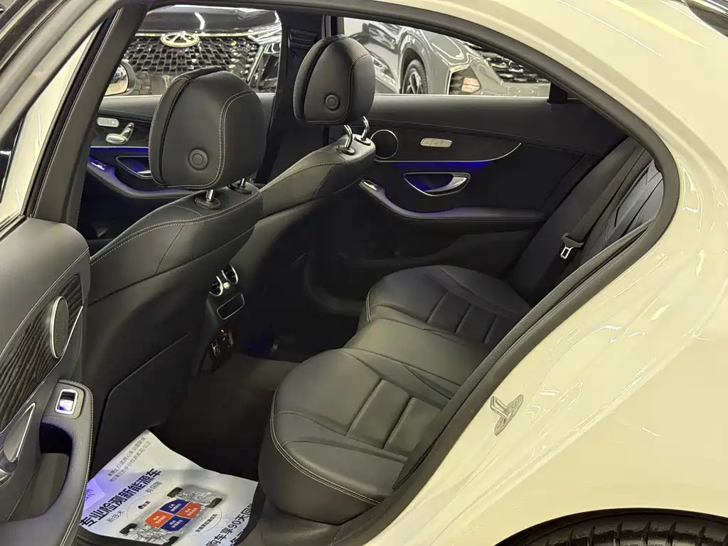 Mercedes-Benz C-Class 2021 — фото 10