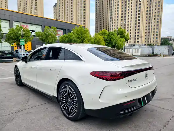 Mercedes-Benz EQS 2022