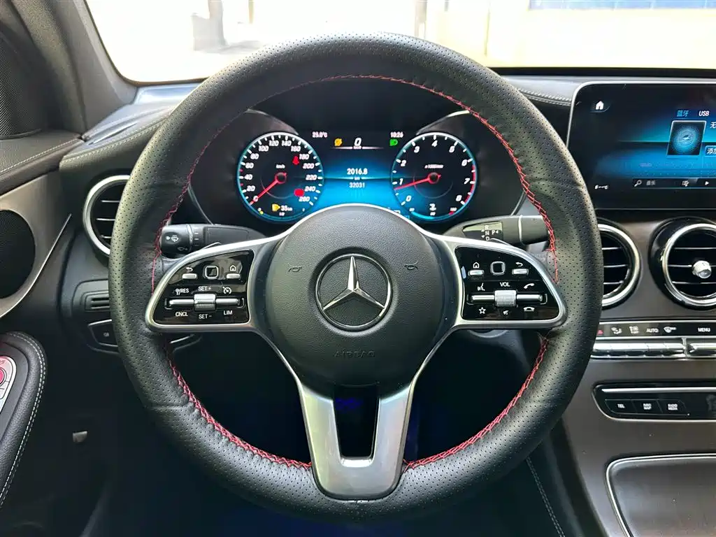 Mercedes-Benz GLC Coupe 2020 — фото 12