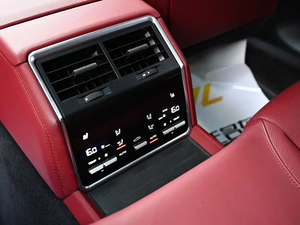 Porsche Panamera 2024 — фото 15