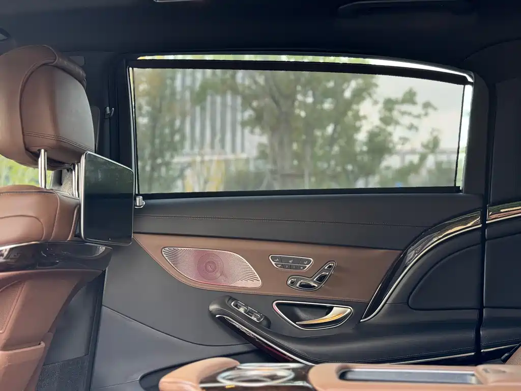 Mercedes-Benz S-Class 2018 — фото 19