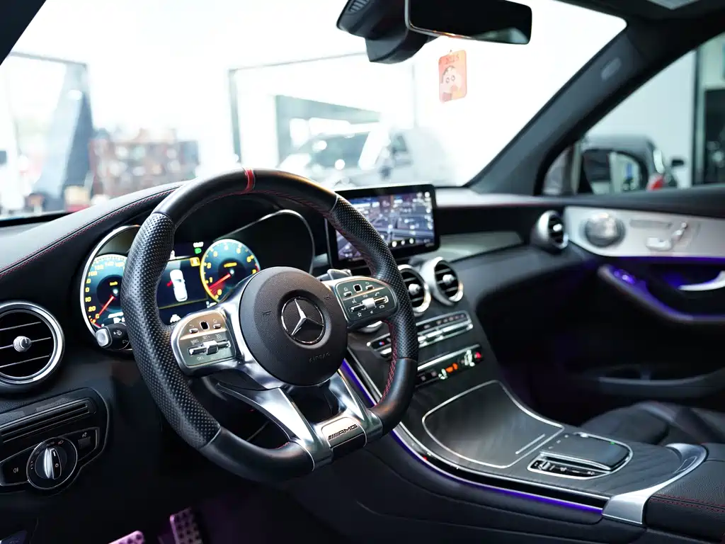 Mercedes-Benz GLC AMG 2023 — фото 14