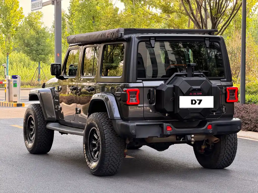 Jeep Wrangler 2019 — фото 9
