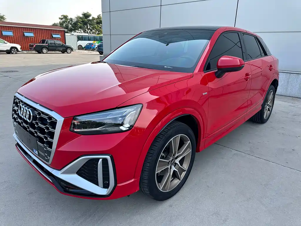 Audi Q2L 2022