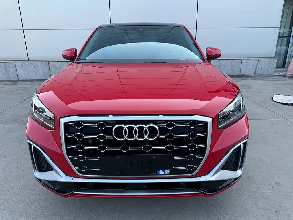 Audi Q2L 2022