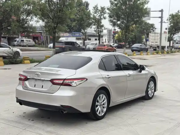Toyota Camry 2018
