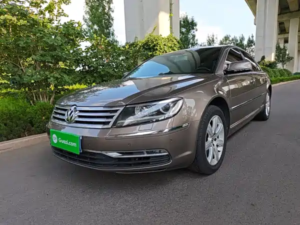 Volkswagen Phaeton 2015