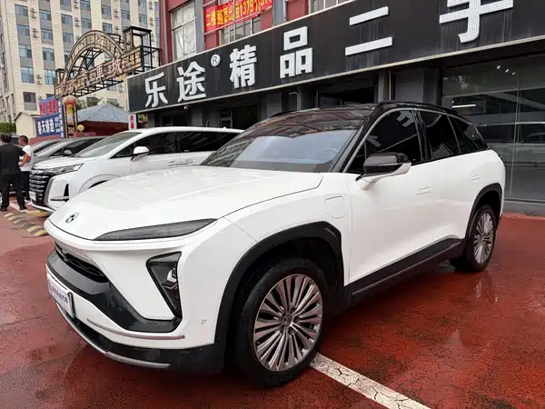 NIO ES6 2021