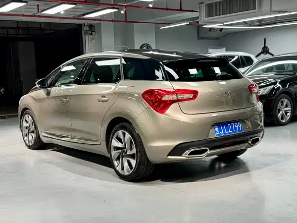 DS 5 2014