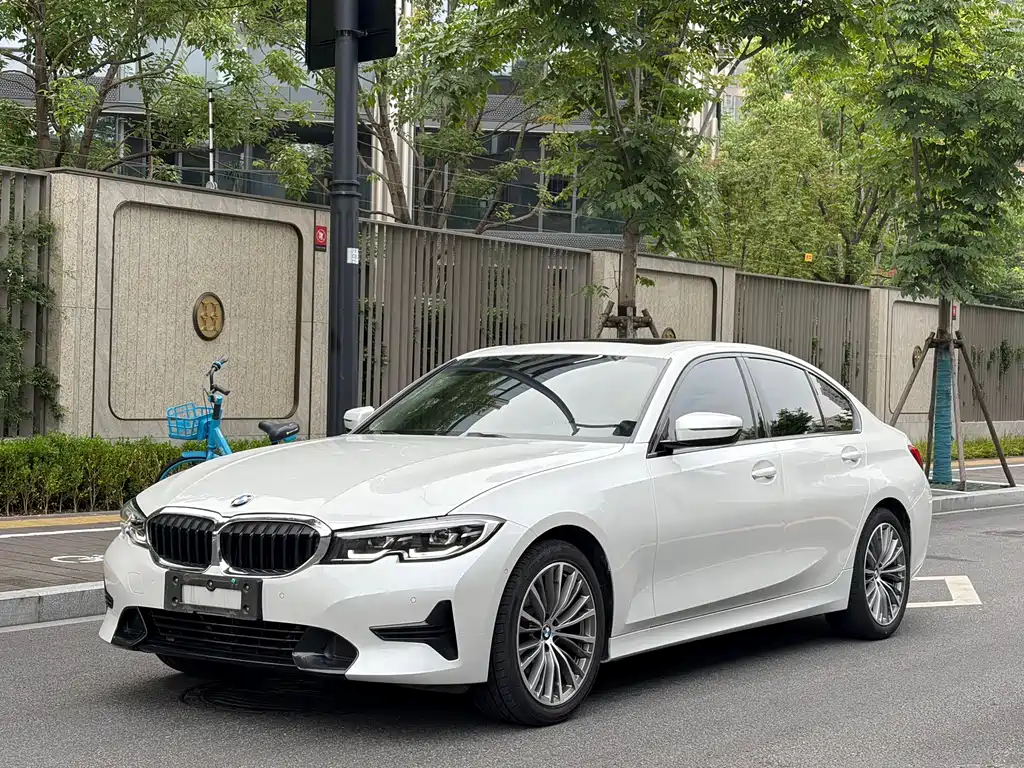 BMW 3 Series 2020