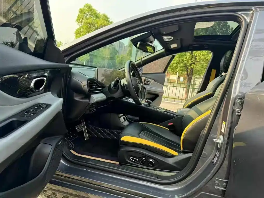 GAC Trumpchi Empow 2021 — фото 4