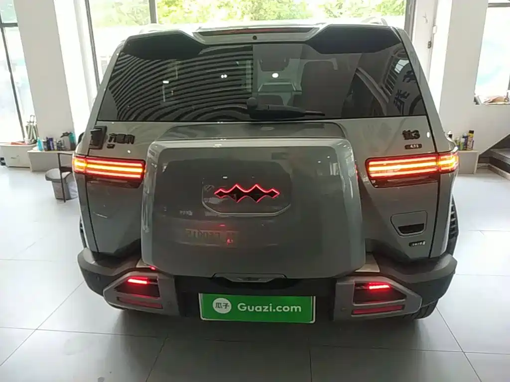 Fang Cheng Bao Titanium 3 2025