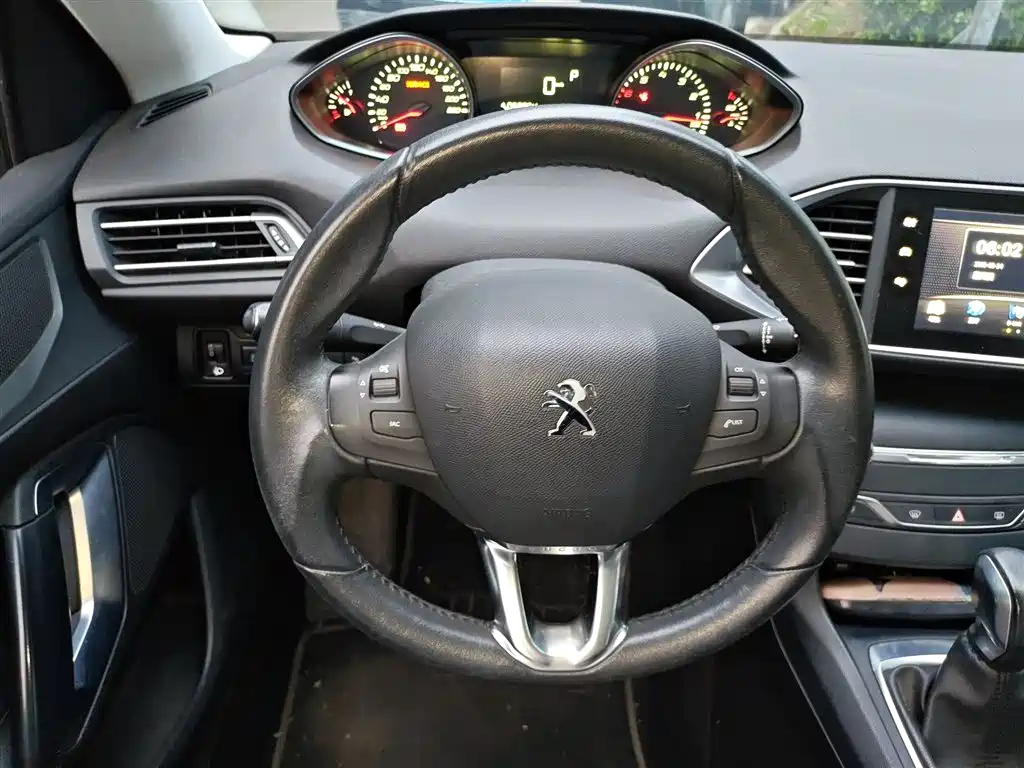 Peugeot 308S 2016 — фото 3