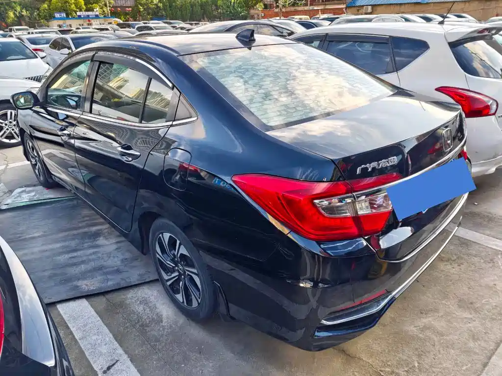 Honda Crider 2016