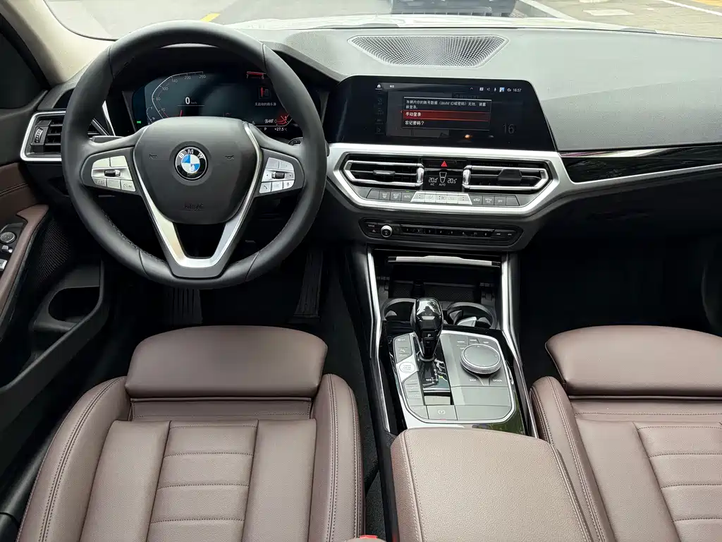 BMW 3 Series 2020 — фото 10
