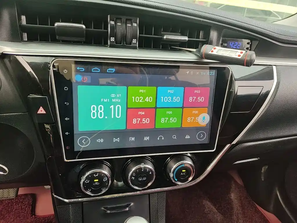 Toyota Corolla 2017 — фото 13