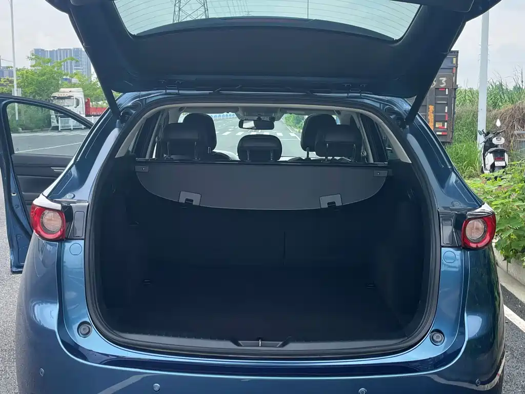 Mazda CX-5 2018 — фото 24
