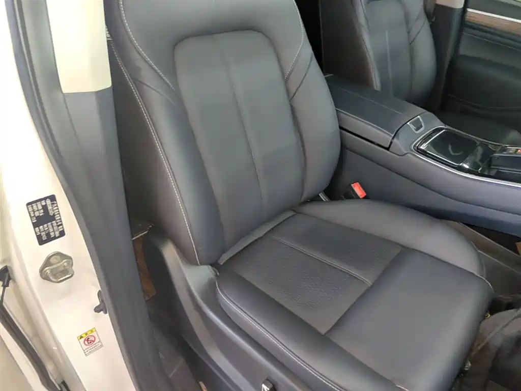 GAC Motor Trumpchi M8 2022 — фото 25