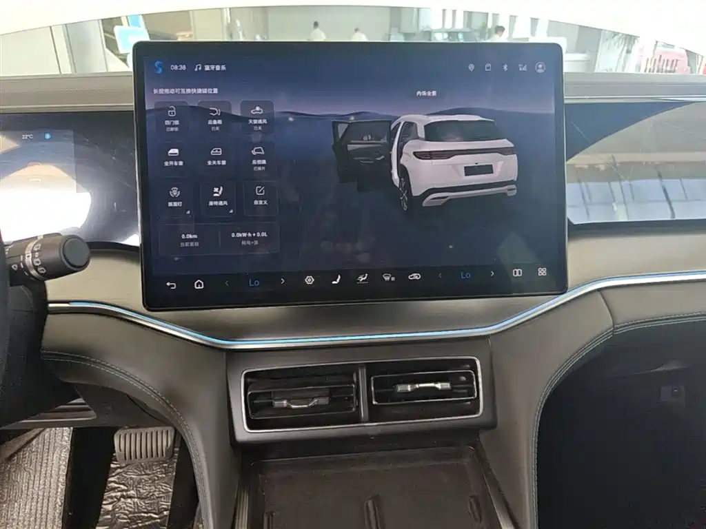 BYD L DM-i 2025 — фото 13