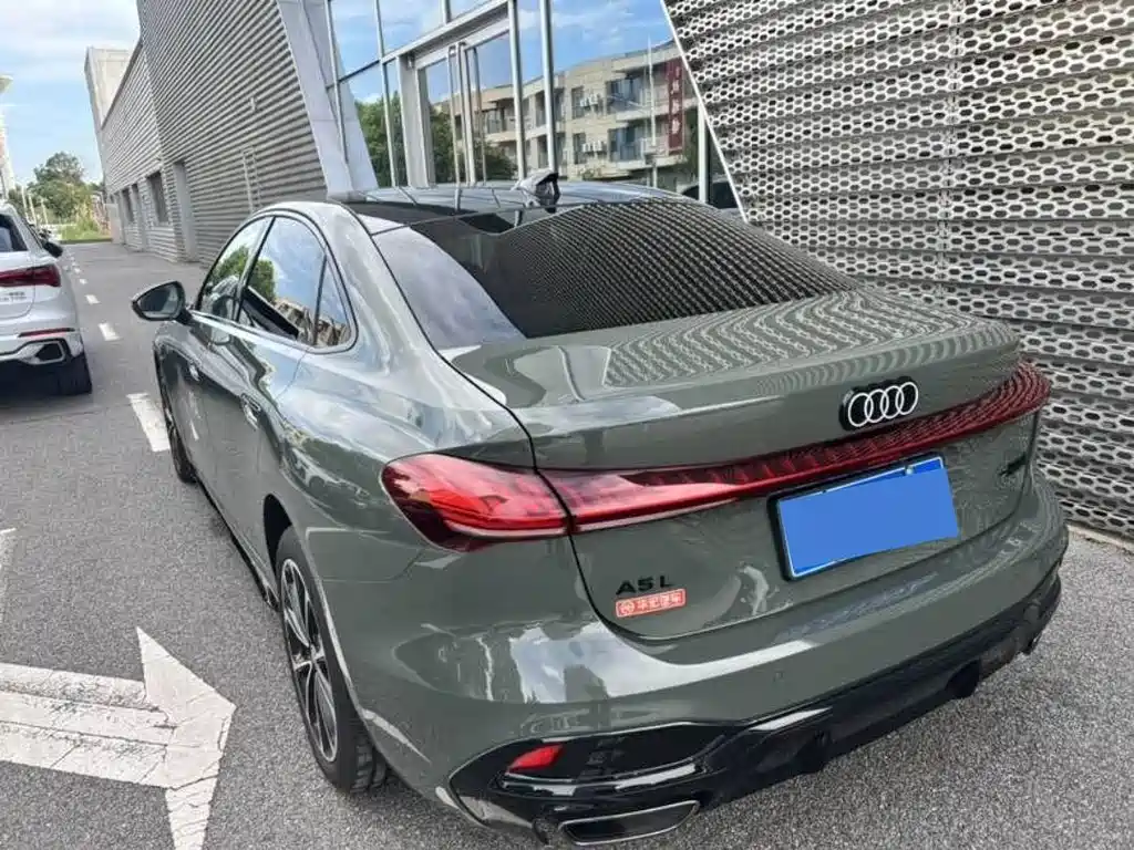 Audi A5L 2025 — фото 4