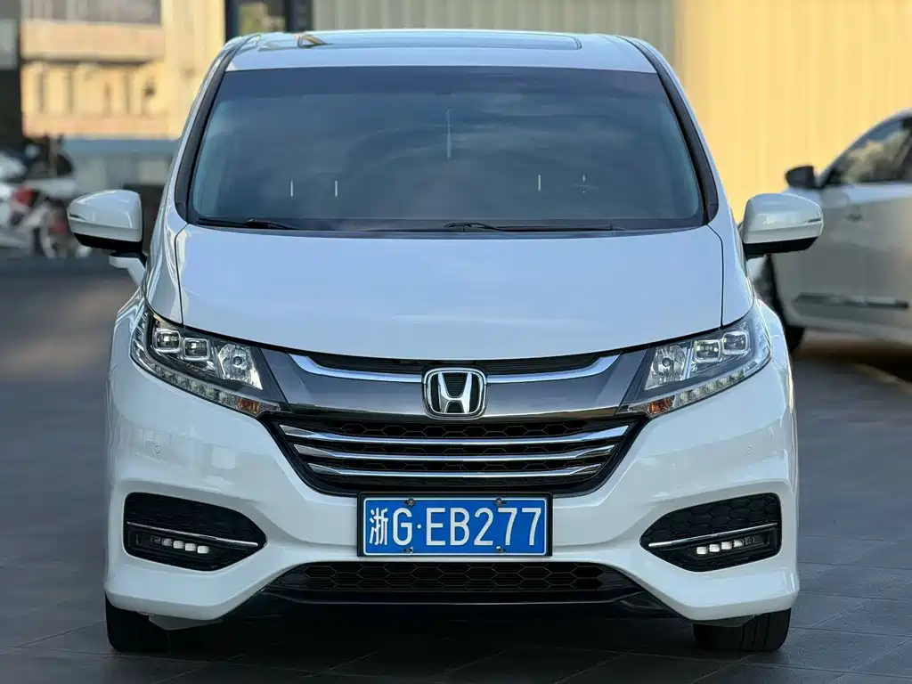 Honda Odyssey 2019 — фото 2
