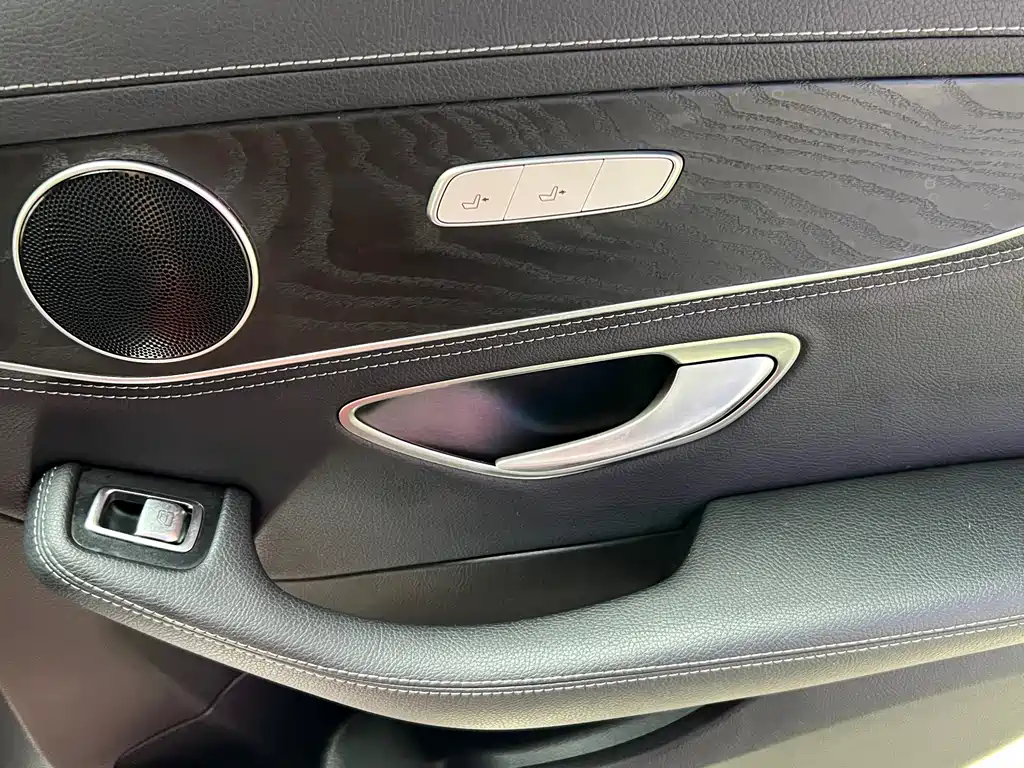 Mercedes-Benz C-Class 2018 — фото 14