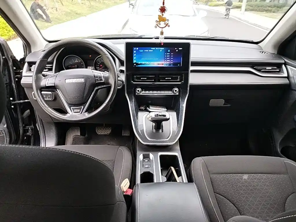 Haval M6 2022 — фото 10