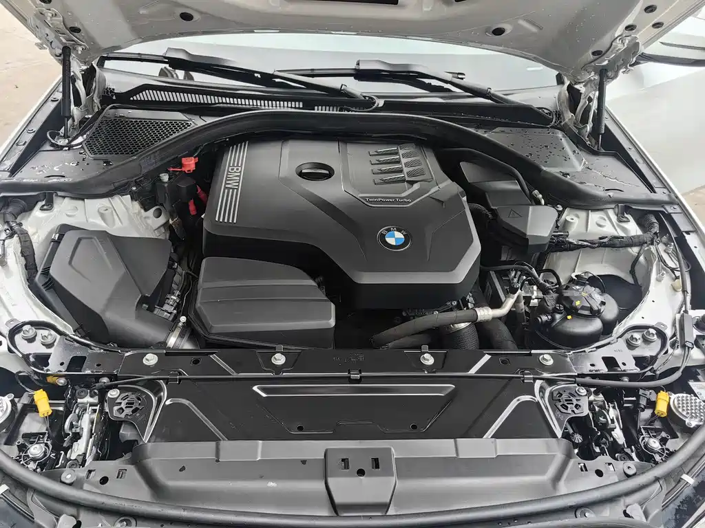 BMW 3 Series 2022 — фото 18
