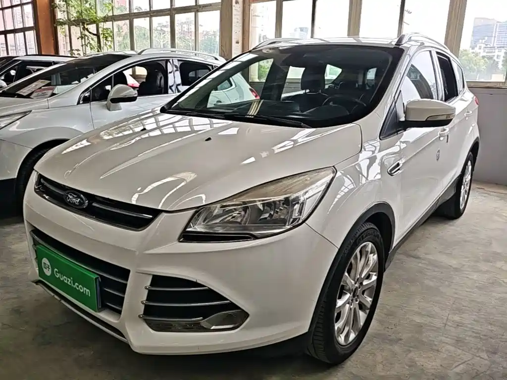 Ford Kuga 2015 — фото 2
