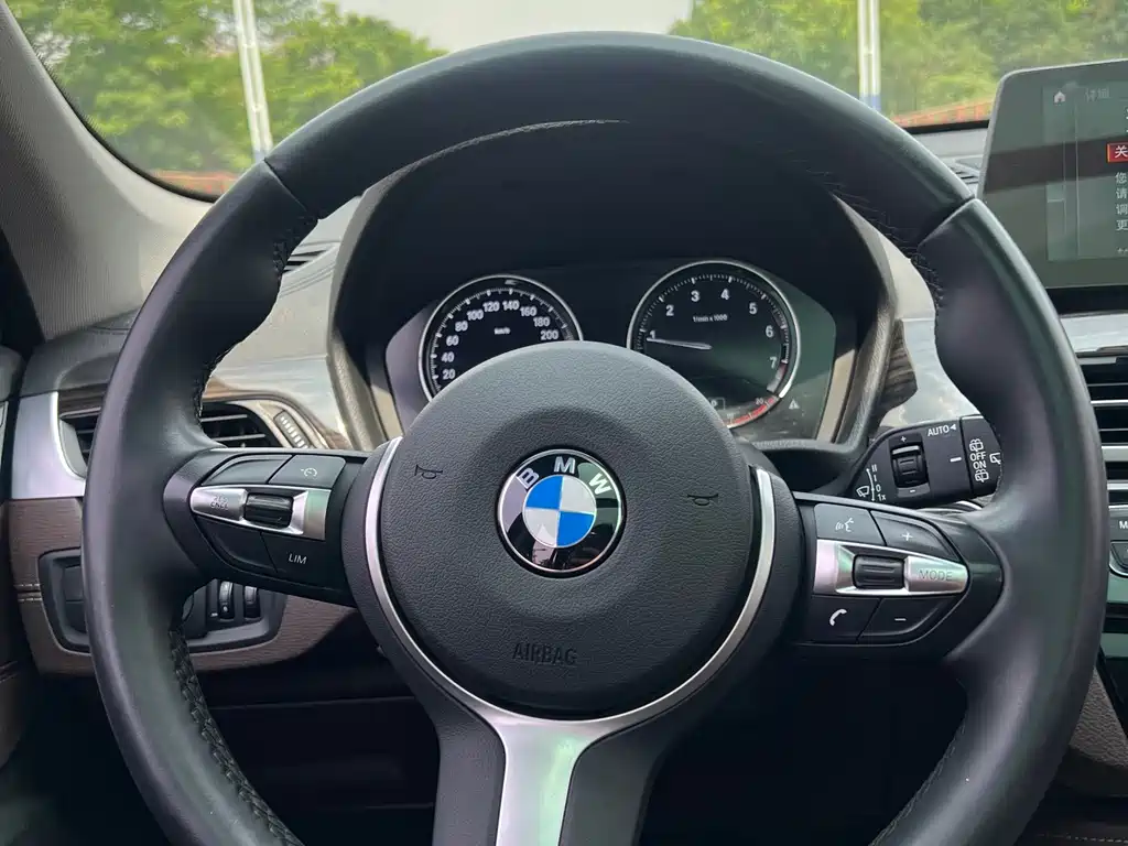 BMW X1 2021 — фото 14