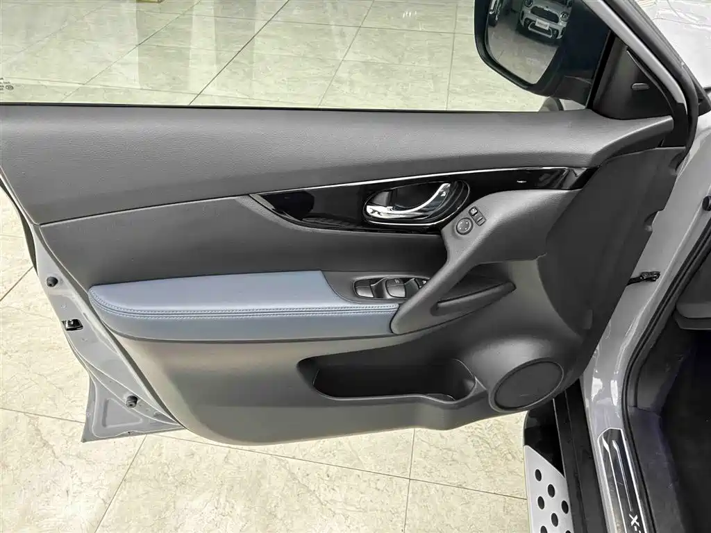 Nissan X-Trail 2025 — фото 10