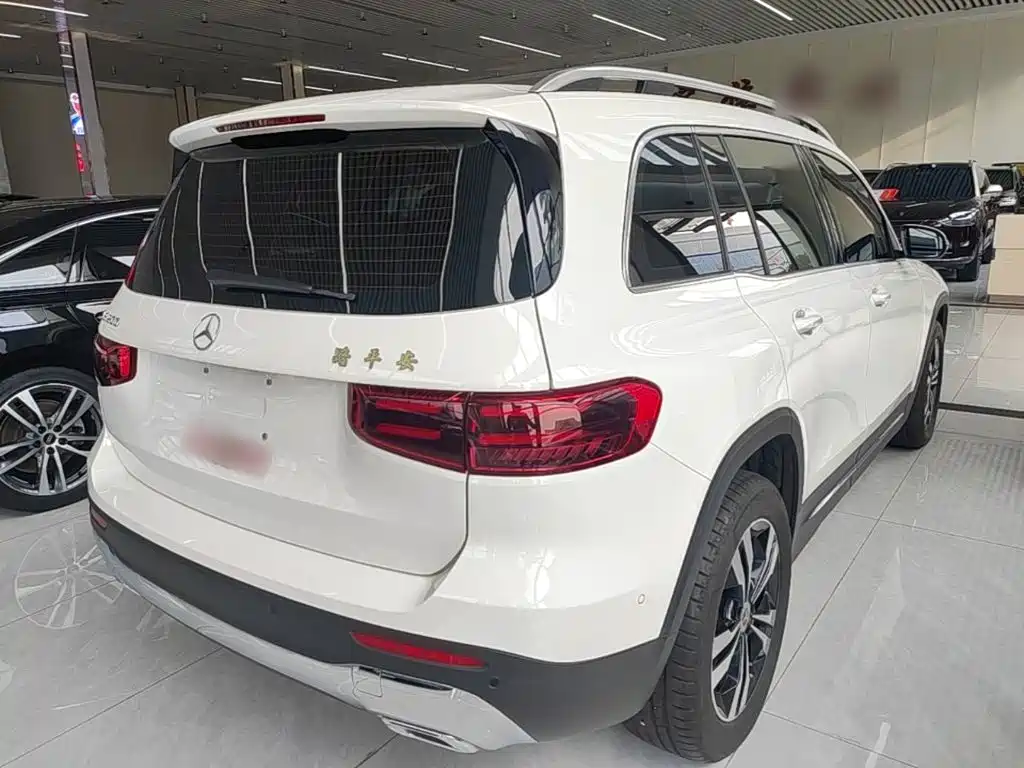 Mercedes-Benz GLB 2024