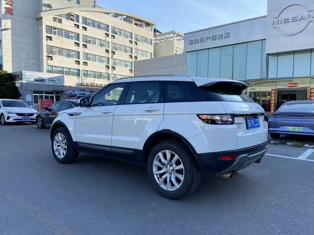 Land Rover Evoque 2015 — фото 6