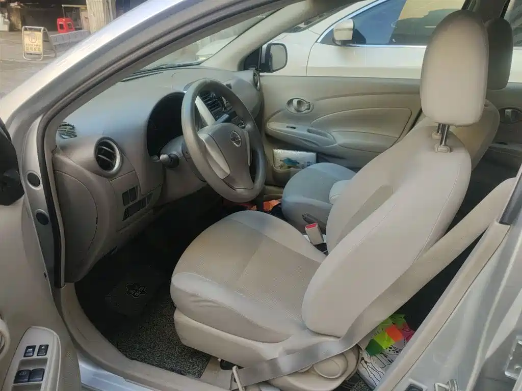 Nissan Sunny 2016 — фото 13
