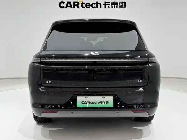 Li Auto L8 2025