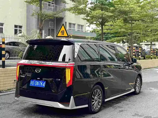 GAC Trumpchi M8 2022