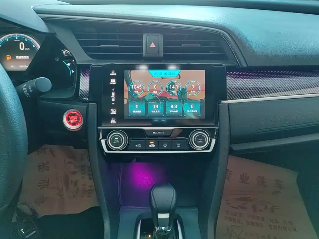 Honda Civic 2019 — фото 13