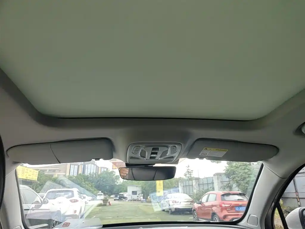 Roewe RX5 MAX 2020 — фото 18