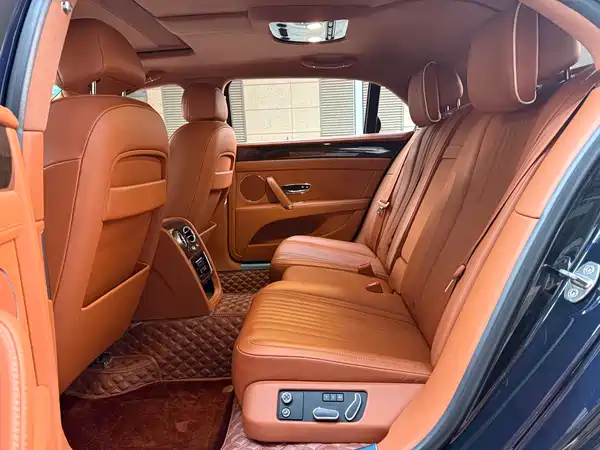 Bentley Flying Spur 2017
