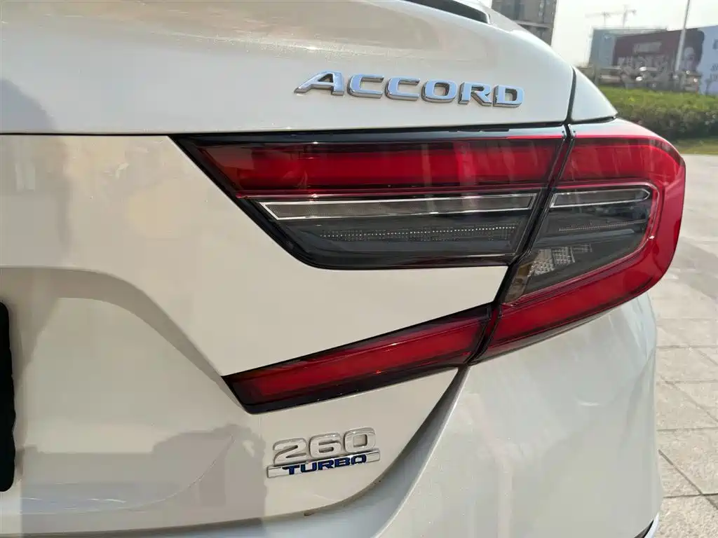 Honda Accord 2022 — фото 22