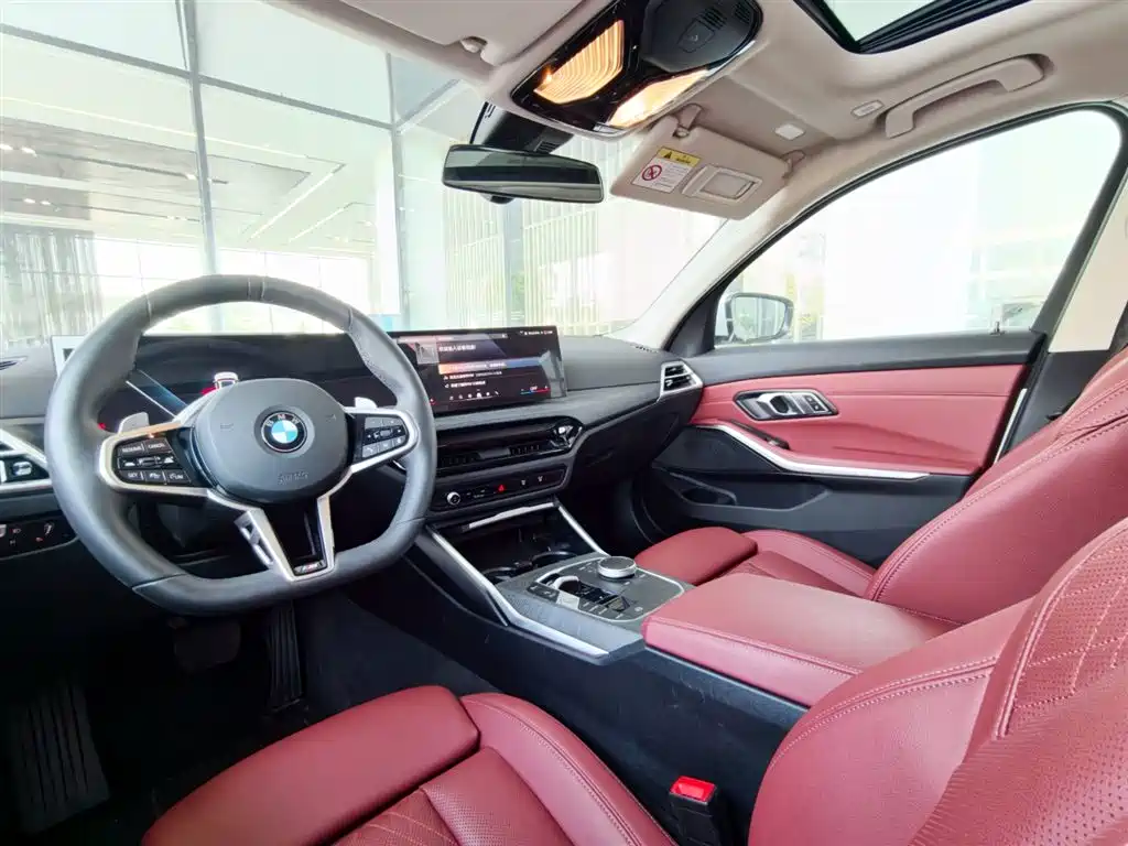 BMW 3 Series 2025 — фото 14